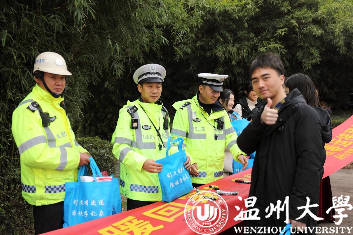 说明: http://192.168.8.175:8080/_vsl/8D76E49E68858CDD6CA261418516267E/06A25DC2/27DB5